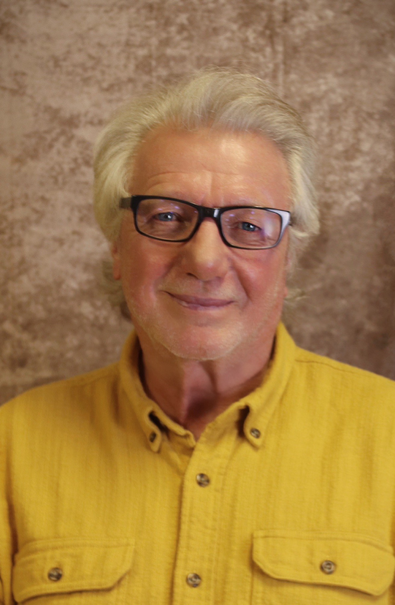 Calvin White headshot